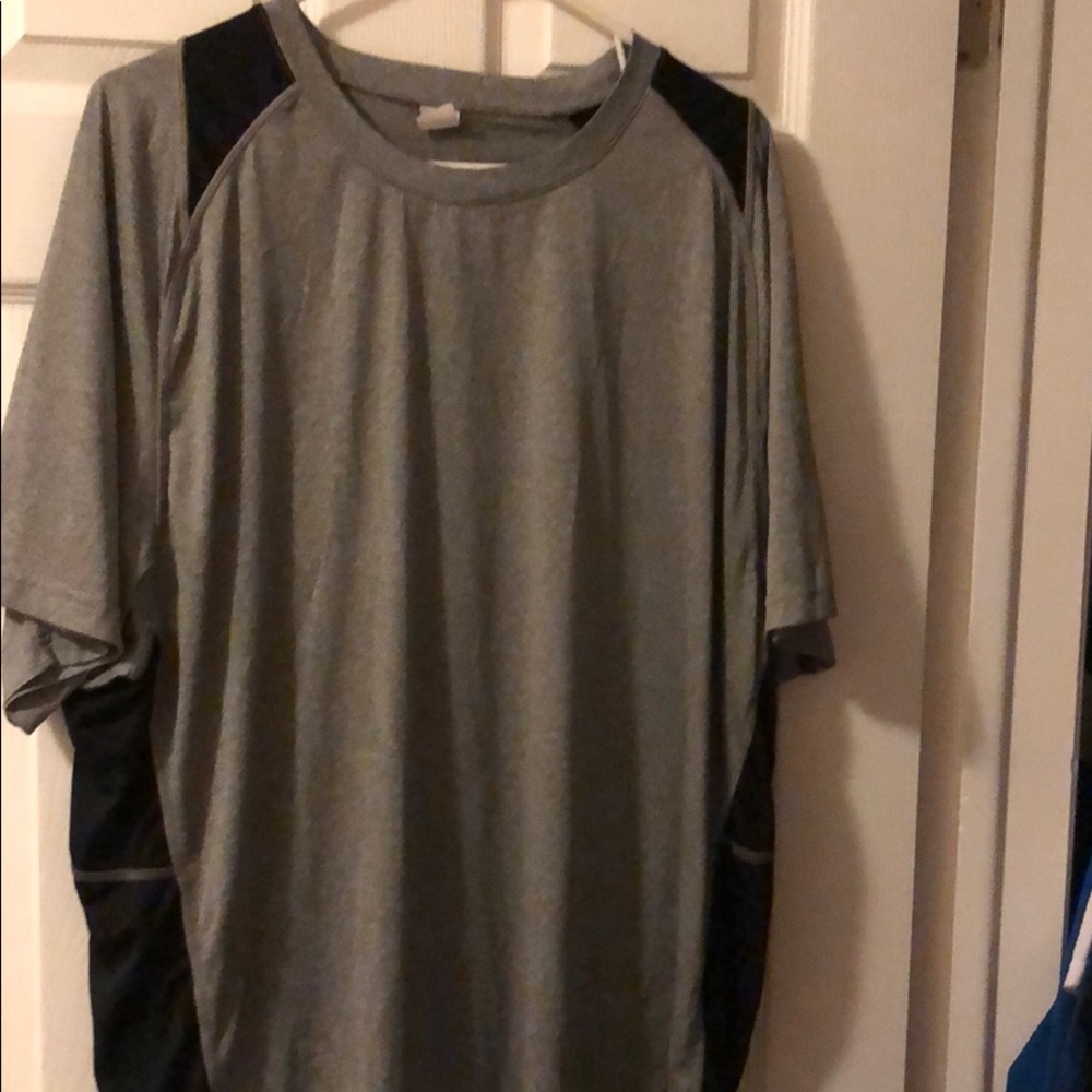 Men’s t-shirt
